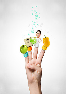 PSD 편집이미지 손 여자 피망 파프리카 한손 20대 성인 두명 신체부위 운동 한국인 4 짐볼 사과 체중계 청사과 손가락인형 이미지편집 인형 채소 과일 건강 사람 동양인 청년 숫자 파일형식