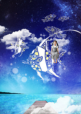 전신 PSD 구름 편집이미지 여자 바다 상상 밤하늘 하늘 어류 한명 앉기 앞모습 유치원생 꿈 한국인 열대어 나무다리 상상력 이미지편집 자연요소 1 어린이 뷰포인트 모션 사람 동양인 수중동물 다리_건축물 야간 파일형식