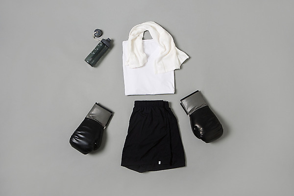 포토 JPG 스튜디오촬영 옷 패션 백그라운드 사람없음 수건 권투 권투글러브 물통 오브젝트 권투용품 플랫레이 국내포토 스포츠용품 실내 위생용품 격투기 글러브 플랫 파일형식