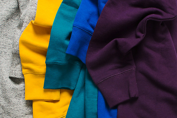 포토 JPG 스튜디오촬영 옷 패션 컬러 백그라운드 사람없음 오브젝트 긴팔티셔츠 플랫레이 국내포토 티셔츠 실내 플랫 파일형식