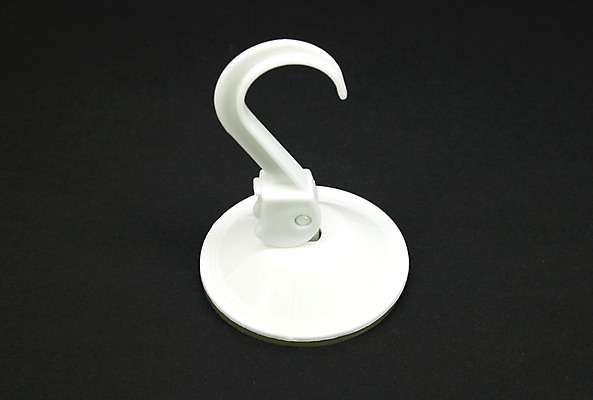 포토 JPG 해외이미지 1 옷 벽 백그라운드 사람없음 컵 욕실 흰색 장롱 막대기 고리 플라스틱 자르기 오브젝트 싱글 고립 변기통 해외202004 해외포토 식기 컬러 가구 모션 재질 파일형식 이미지허브