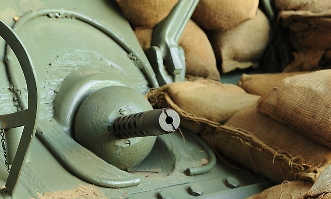 포토 JPG 해외이미지 무기 군대 통 사람없음 초록색 금속 총 닫기 철 군용 육군 대포 갑옷 철강 해외202004 해외포토 컬러 모션 재질 보호장비 파일형식 이미지허브