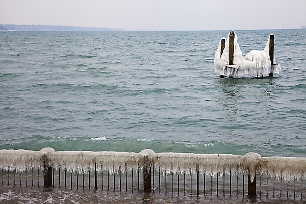 포토 JPG 해외이미지 계절 겨울 자연 날씨 풍경 사람없음 야외 물 냉동 얼음 추위 흰색 시원함 크리스탈 온도 고드름 해외202004 해외포토 자연요소 컬러 광석 생태계 파일형식 이미지허브