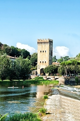 포토 JPG 해외이미지 나무 문화 도로 밭 농업 자연 주택 풍경 사람없음 초록색 여름 농가 농장 반사 일출 탑 이탈리아 새벽 시골 역사 언덕 토스카나 해외202004 해외포토 자연요소 식물 건축물 계절 유럽 산업 길 컬러 교통시설 건물 노을 생태계 파일형식 이미지허브