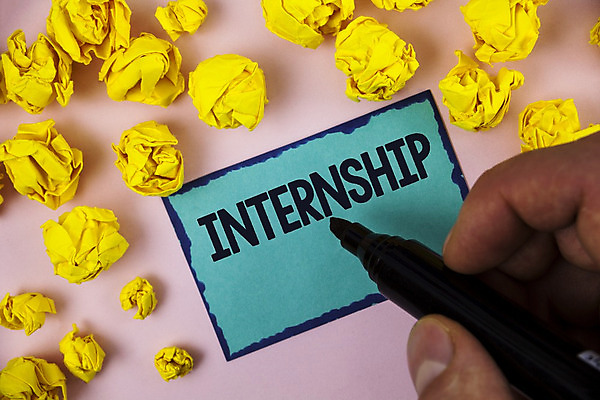 포토 JPG 해외이미지 직업 학생 교육 운동화 비즈니스 직장 기술 사람없음 교육자 교사 성장 업무 작업 체험 가르침 계획 종업원 연습 준비 대학교 기회 위치 명령 개선 개발 고용 면허증 업그레이드 인턴쉽 연습생 멘토링 견습기간 해외202004 해외포토 신발 컨셉 회사 학교 구직 면허 증명서 채용 파일형식 이미지허브