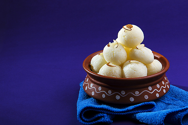 포토 JPG 해외이미지 디저트 사람없음 도자기 원형 사기그릇 냅킨 인도음식 해외포토 도형 그릇 음식 동양음식 파일형식 이미지허브