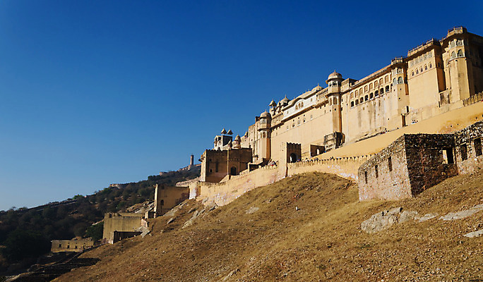포토 JPG 해외이미지 전통 아시아 벽 분홍색 여행 오렌지 건축양식 휴가 산 풍경 사람없음 건물 컬러풀 여행객 힘 궁전 사막 도시 성 역사 재산 이슬람교 왕 오르막 강화 옛날 이국적 전설 정부 제국 힌두교 해외202004 해외포토 건축물 건축 나라 종교 컬러 고건축 과일 사람 금융 파일형식 이미지허브