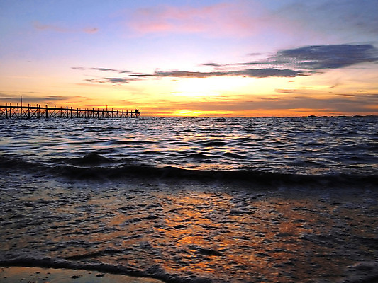 포토 JPG 해외이미지 주간 구름 계절 실루엣 모래 바다 섬 여행 백그라운드 자연 하늘 휴가 휴식 풍경 사람없음 여름 빛 컬러풀 햇빛 태양 일출 항구 맑음 일몰 새벽 분위기 장면 주말 스카이라인 내추럴 강렬 이국적 해외202004 해외포토 자연요소 컬러 컨셉 교통시설 날씨 촬영기법 노을 생태계 파일형식 이미지허브