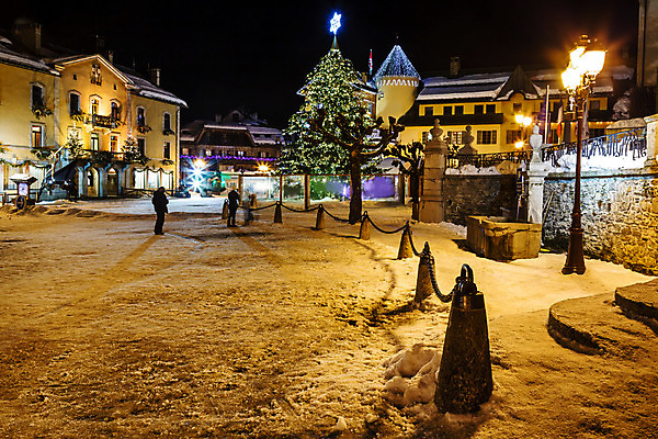 포토 JPG 해외이미지 나무 유럽 별 여행 크리스마스 겨울 건축양식 휴가 전등 거리 주택 사탕 사람없음 건물 목재 초록색 빛 도시풍경 컬러풀 노란색 성당 교회 여행객 마을 축제 어둠 추위 프랑스 바위 흰색 축하 도시 역사 시장 야간 저녁 정사각형 알프스 타운 빛망울 프랑스어 옛날 해외202004 해외포토 자연요소 도형 식물 문자 건축물 계절 기념일 건축 나라 컬러 컨셉 재료 종교건축 디저트 조명 사람 풍경 돌_바위 파일형식 이미지허브