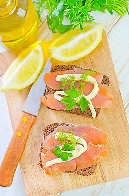 포토 JPG 해외이미지 접시 음식 빵 조각 다이어트 채소 오렌지 재료 부분 샌드위치 건강 육류 어류 요리 사람없음 목재 장식 식사 이탈리아 신선 허브 해산물 날것 연어 로즈메리 훈제 딜 총각무 타파스 해외202004 해외포토 나무 식물 식기 유럽 과일 식재료 수중동물 애피타이저 무 파일형식 이미지허브