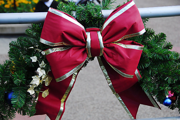 포토 JPG 해외이미지 디자인 계절 리본 백그라운드 크리스마스 겨울 넥타이 휴가 기념 사람없음 장식 빨간색 산타클로스 축하 인사 황금 12월 매듭 신성 인공 해외202004 해외포토 잡화 기념일 컬러 컨셉 예절 날짜 파일형식 이미지허브