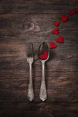 포토 JPG 해외이미지 식기 접시 기념일 꽃 음식 결혼 포크 2 데이트 텍스트 탁자 결혼식 휴가 기념 발렌타인데이 선물 사랑 사람없음 장식 빨간색 세트 장미 요식업 식당 식사 저녁식사 하트 축하 신용카드 날짜 칼 먹기 심볼 활 열정 초대 설정 점심식사 카피스페이스 해외202004 해외포토 모양 식물 감정 산업 컬러 가구 컨셉 모션 데이이벤트 이벤트 금융 상점 공백 파일형식 이미지허브