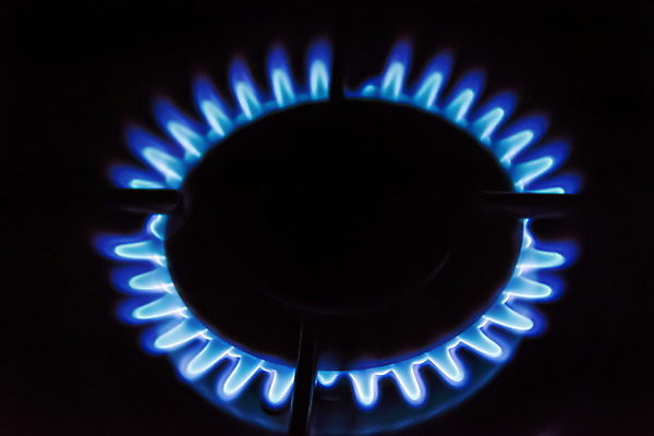 포토 JPG 해외이미지 음식 백그라운드 불 추상 불꽃 주택 따뜻함 요리 안전 사람없음 파란색 빛 주방 검은색 어둠 힘 기계 에너지 반지 레인지 뜨거움 원형 오븐 정상 야간 위험 난로 버너 연료 가스 내추럴 연소 광 엘리먼트 화상 해외202004 해외포토 자연요소 도형 컬러 컨셉 무늬 장신구 건물 가전제품 상처 난방기 파일형식 이미지허브