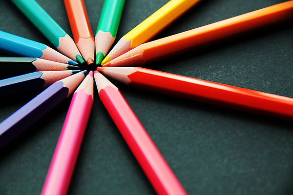 포토 JPG 해외이미지 디자인 교육 분홍색 백그라운드 컨셉 무지개 오렌지 학교 창조 미술 사람없음 목재 빨간색 초록색 파란색 컬러풀 연필 갈색 노란색 검은색 페인트 활발 장비 흰색 그리기 그룹 팔레트 닫기 다발 오브젝트 그림 크레파스 고립 스펙트럼 줄서기 해외202004 해외포토 자연요소 나무 컬러 과일 재료 모션 문화예술 학용품 필기구 파일형식 이미지허브