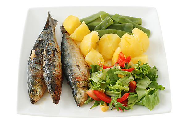 포토 JPG 해외이미지 전통 접시 음식 건강 어류 사람없음 빨간색 식사 튀김 아침식사 상추 지중해 포르투갈 해산물 후추 점심식사 고립 해외202004 해외포토 식기 유럽 바다 컬러 채소 수중동물 향신료 파일형식 이미지허브