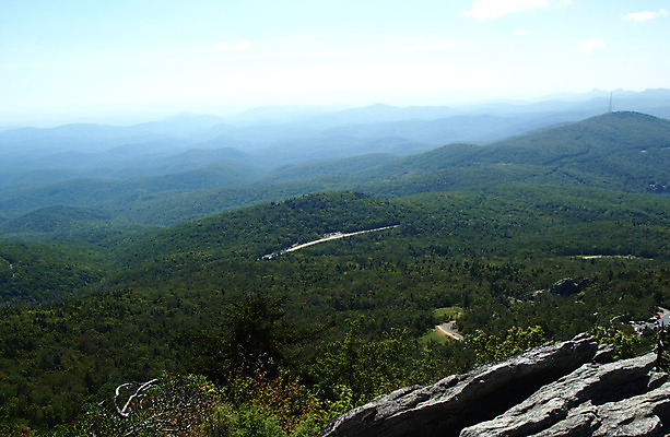 포토 JPG 해외이미지 자연 산 풍경 사람없음 야외 하이킹 정상 오르기 절정 해외202004 해외포토 모션 레저 생태계 파일형식 이미지허브