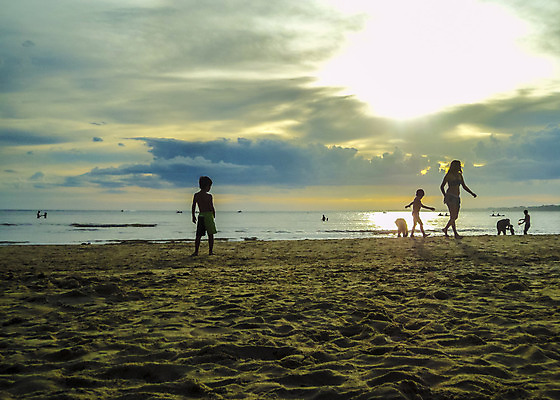 포토 JPG 해외이미지 라이프스타일 행복 실루엣 바다 여행 오렌지 가족 자연 하늘 휴가 사람 소년 사람없음 야외 물 친구 태양 평화 검은색 일몰 뜨거움 그룹 대서양 우루과이 수평선 해외202004 해외포토 자연요소 남자 감정 어린이 컬러 컨셉 과일 관계 촬영기법 생활 노을 남아메리카 생태계 파일형식 이미지허브