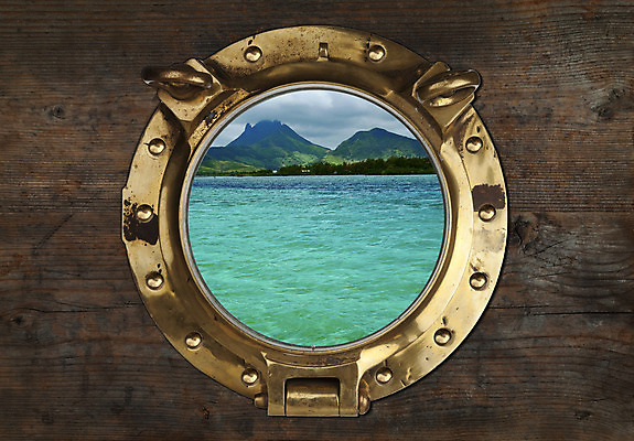 포토 JPG 해외이미지 나무 바다 창문 그림자 사람없음 야외 목재 물 어둠 원형 심볼 오브젝트 옛날 해외202004 해외포토 자연요소 도형 식물 재료 파일형식 이미지허브