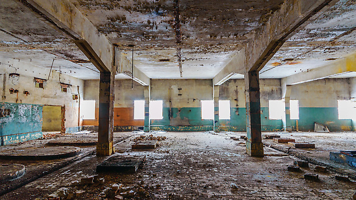 포토 JPG 해외이미지 산업 벽 백그라운드 건축양식 창문 공장 유리 벽돌 직장 사람없음 내부 건물 빛 금속 검은색 어둠 수확 도시 폐기물 위험 버리기 창고 복고 먼지 낭비 구식 그런지 깨짐 방치 썩음 옛날 철강 파멸 해외202004 해외포토 건축물 건축 컬러 컨셉 농업 회사 공업 모션 재질 쓰레기 파일형식 소멸 이미지허브