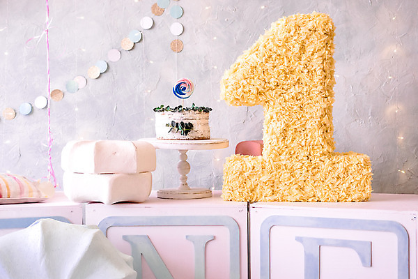 포토 JPG 해외이미지 행복 음식 분홍색 일러스트 목걸이 하늘 휴가 기념 막대사탕 사탕 사랑 사람없음 장식 빨간색 초록색 파란색 컬러풀 노란색 파티 광대 흰색 하트 축하 생일 심볼 낙하산 풍선 고립 해외202004 해외포토 모양 기념일 감정 컬러 컨셉 장신구 디저트 이벤트 파일형식 이미지허브