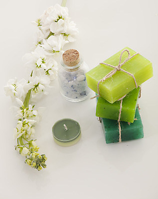 포토 JPG 해외이미지 선 컨셉 잎 자연 불 휴식 주택 건강 사람없음 치료 물 세트 수건 상점 숟가락 보라색 검은색 스파 목욕 화장품 욕실 신선 마사지 닫기 상품 이슬 순수 오브젝트 아로마 소금 장면 비누 설정 내추럴 돌봄 정물화 핸드메이드 해외202004 해외포토 자연요소 식물 컬러 의학 모션 수저 건물 위생용품 뷰티 청결 그림 생태계 파일형식 이미지허브