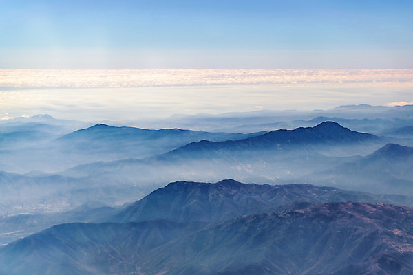 포토 JPG 해외이미지 응시 계절 여행 백그라운드 자연 하늘 안테나 파노라마 풍경 사람없음 야외 환경 미국 장면 칠레 남쪽 내추럴 해외202004 해외포토 시선 북아메리카 통신 촬영기법 남아메리카 방향 생태계 파일형식 이미지허브