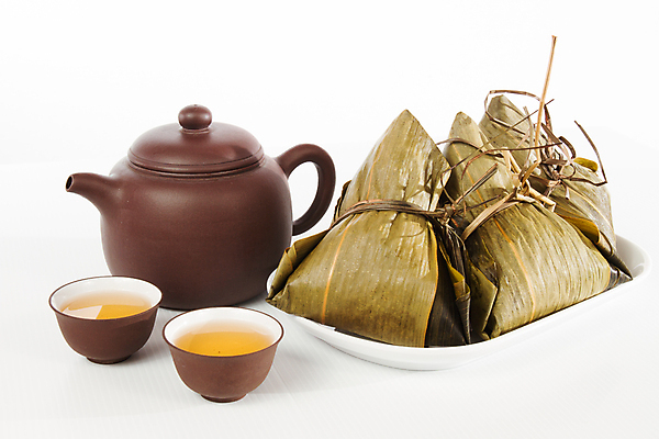 포토 JPG 해외이미지 전통 접시 아시아 문화 음식 잎 포장 밥 디저트 기념 육류 돼지고기 요리 동양인 사람없음 축제 식사 중국 용 축하 보트 맛 냄비 수증기 묶기 가득함 대나무 피라미드 동쪽 폭식 경단 고립 스터핑 어려움 해외202004 해외포토 나무 식물 식기 건축물 나라 컨셉 배_교통 식재료 모션 인종 솥 방향 랜드마크 파일형식 이미지허브