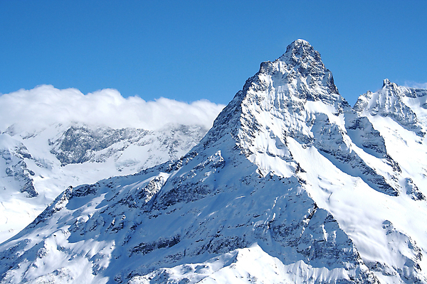 포토 JPG 해외이미지 여행 겨울 자연 하늘 휴가 휴식 산 풍경 경사 사람없음 파란색 산책 등산 흰색 정상 순수 러시아 내추럴 추적 생태학 절정 해외202004 해외포토 계절 교육 유럽 컬러 컨셉 모션 트래킹 생태계 파일형식 이미지허브