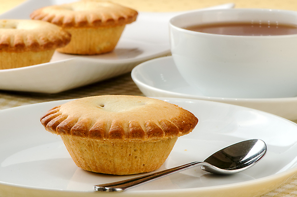 포토 JPG 해외이미지 전통 식기 접시 열매 음료 음식 백그라운드 채소 과일 부분 딸기 휴가 디저트 사람없음 가로 빨간색 케이크 보라색 얼음 빵집 껍질 흰색 신선 달콤 굽기 먹기 블루베리 산딸기 슛 치수 서빙 폭식 바닐라 페스츄리 핸드메이드 안락 해외202004 해외포토 자연요소 식물 빵 컬러 컨셉 모션 상점 맛 구이 파일형식 이미지허브