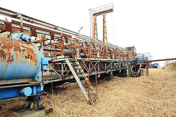 포토 JPG 해외이미지 접시 산업 패턴 간판 사람없음 갈색 금속 기계 수확 닫기 제조 질감 복고 시스템 그런지 옛날 철강 해외202004 해외포토 식기 컬러 무늬 농업 모션 재질 파일형식 이미지허브