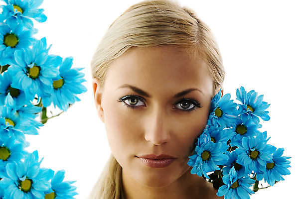 포토 JPG 해외이미지 모델 여자 꽃 얼굴 휴식 건강 한명 성인 파란색 금발 유행 상점 스파 화목 화장품 활발 흰색 표현 신선 속눈썹 순수 피부관리 꼬리 데이지 향기 냄새 아로마 테라피 내추럴 돌봄 해외202004 해외포토 식물 1 헤어스타일 컬러 컨셉 모션 사람 신체부위 뷰티 눈썹 파일형식 이미지허브