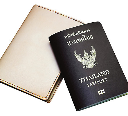 포토 JPG 해외이미지 디자인 여자 종이 분홍색 여행 백그라운드 비즈니스 태국 휴가 미술 사람없음 파란색 여행객 덮개 흰색 하트 신용카드 정상 가죽 심볼 오브젝트 문서 보안 여권 신분 통과 시민 고립 신분증 전국 제어 이민 해외202004 해외포토 모양 아시아 컬러 이동 문화예술 안전 사람 금융 뚜껑 국민 증명서 파일형식 이미지허브