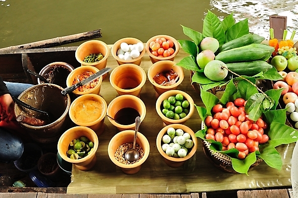 포토 JPG 해외이미지 식물 음식 백그라운드 농업 다이어트 토마토 채소 오렌지 과일 재료 태국 고추 양파 염소 건강 마늘 요리 사람없음 빨간색 초록색 갈색 노란색 주방 정원 저녁식사 당근 샐러드 가을 흰색 신선 시장 달콤 혼합 먹기 유기농 양배추 날것 후추 섬유 이익 내추럴 파파야 샬롯 해외202004 해외포토 웰빙 계절 산업 아시아 컬러 포유류 모션 뿌리채소 식사 직물 맛 향신료 열대과일 파일형식 이미지허브