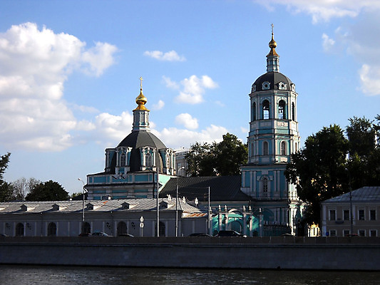 포토 JPG 해외이미지 기독교 문화 건축양식 사람없음 빨간색 여름 교회 믿음 그림 러시아 모스크바 순례 특별함 해외202004 해외포토 계절 건축 감정 유럽 종교 컬러 컨셉 파일형식 이미지허브