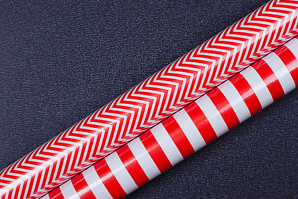 포토 JPG 해외이미지 디자인 계절 기념일 행복 리본 종이 백그라운드 크리스마스 포장 휴가 새로움 선물 이벤트 사람없음 장식 빨간색 빛 상자 컬러풀 축제 덮개 흰색 축하 생일 황금 오브젝트 활 롤 테이프 패키지 포장소품 많음 카피스페이스 해외202004 해외포토 감정 컬러 컨셉 문구용품 공백 뚜껑 포장재료 파일형식 이미지허브