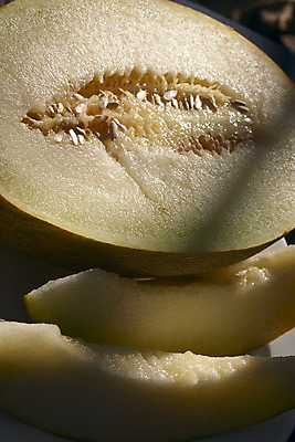 포토 JPG 해외이미지 음식 과일 건강 육류 씨앗 사람없음 신선 멜론 자르기 숙성 정물화 해외202004 해외포토 식물 식재료 모션 그림 파일형식 이미지허브