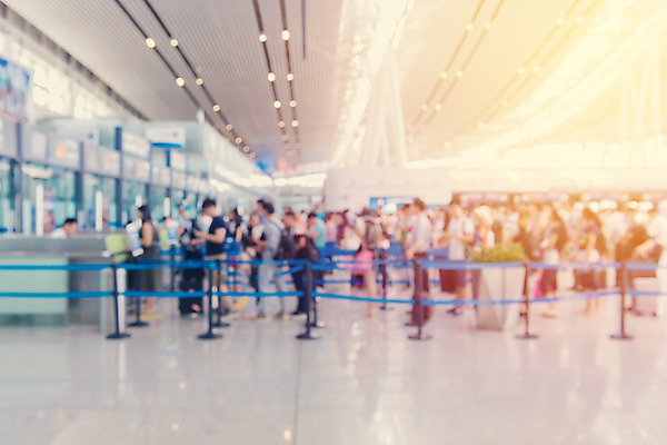 포토 JPG 해외이미지 여행 백그라운드 가방 비즈니스 교통시설 탁자 추상 휴가 비행기 사람 사람없음 건물 빛 스크린 여행가방 정보 수확 시간 시간표 공항 군중 도착 항공 사인 출발 대문 승객 대패 백패커 블러 수하물 체크인 터미널 해외202004 해외포토 건축물 잡화 가구 교통 컨셉 무늬 농업 항공교통 대중교통 문 계획 시설 파일형식 이미지허브