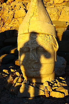 포토 JPG 해외이미지 아시아 조각 여행 산 사람없음 야외 세계 조각상 머리 골동품 역사 재산 동쪽 칠면조 천연기념물 고고학 옛날 전국 해외202004 튀르키예 해외포토 교육 나라 조류 신체부위 금융 조형물 방향 파일형식 이미지허브