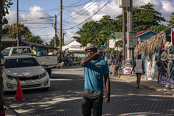 포토 JPG 해외이미지 나무 여행 텍스트 자연 휴가 거리 풍경 사람없음 야외 목재 여름 도시풍경 컬러풀 태양 여행객 맑음 미국 탐험 운명 도시 콜롬비아 사인 장면 방문 쿠바 남쪽 발견 해외202004 해외포토 자연요소 식물 계절 컬러 북아메리카 재료 날씨 사람 남아메리카 중앙아메리카 방향 생태계 파일형식 이미지허브
