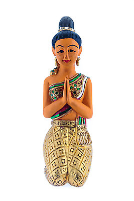 포토 JPG 해외이미지 모델 전통 아시아 문화 인형 조각 태국 미술 사람 동양인 사람없음 목재 장식 조각상 흰색 환영 안녕 고립 스타일 해외202004 해외포토 나무 나라 컬러 재료 문화예술 인종 조형물 인사 파일형식 이미지허브