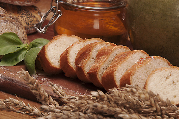 포토 JPG 해외이미지 식물 구름 전통 음식 빵 조각 백그라운드 다이어트 채소 과일 자연 탁자 하늘 아침 치즈 건조 파스타 건강 옥수수 씨앗 사람없음 목재 파란색 빛 갈색 주방 식사 빵집 맛 아침식사 상품 굽기 향수 준비 유기농 심플 밀가루 꿀 덩어리 작살 호밀 귀리 해외202004 해외포토 주간 자연요소 나무 웰빙 컬러 가구 컨셉 재료 유제품 곡류 서양음식 상점 화장품 가루 구이 생태계 파일형식 이미지허브