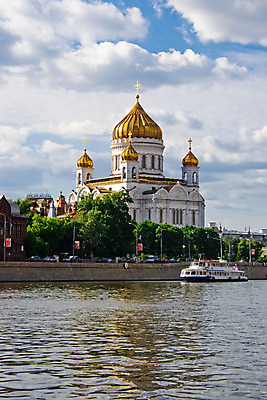 포토 JPG 해외이미지 전통 디자인 유럽 기독교 종교 문화 여행 백그라운드 십자가 건축양식 벽지 하늘 양파 벽돌 사람없음 야외 건물 여름 파란색 컬러풀 태양 성당 교회 맑음 흰색 센터 역사 황금 성자 묘사 박물관 러시아 천연기념물 러시아인 모스크바 옛날 해외202004 해외포토 자연요소 서양인 건축물 계절 건축 나라 컬러 채소 종교건축 날씨 파일형식 이미지허브