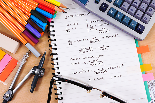 포토 JPG 해외이미지 직업 학생 라이프스타일 종이 과학 장신구 학교 탁자 아이디어 자 사람없음 목재 책 세트 컬러풀 사무실 알약 연필 펜 쪽지 교사 공책 공백 계산기 업무 수학 정상 편지지 책상 준비 지우개 정사각형 클립 각도 지역 비서 바인더 나누기 인기 캘리퍼스 필기체 공급 강조 해외202004 해외포토 도형 나무 문자 교육 컬러 가구 컨셉 비즈니스 재료 교과목 문구용품 학용품 생활 필기구 약 사무용품 장비 공구 작업 편지 사칙연산 파일형식 이미지허브