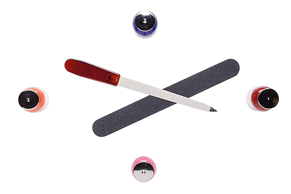 포토 JPG 해외이미지 시계 분홍색 컨셉 사람없음 빨간색 화장품 시간 네일아트 매니큐어 네일버퍼 네일화일 해외202004 해외포토 컬러 뷰티 파일형식 이미지허브