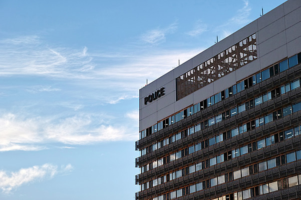 포토 JPG 주간 구름 하늘 사람없음 야외 건물 일본 도시 후쿠오카 국내포토 자연요소 건축물 아시아 파일형식