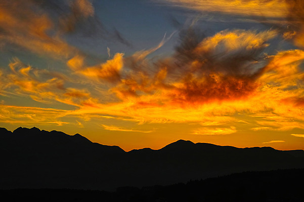 포토 JPG 주간 구름 실루엣 자연 하늘 산 풍경 사람없음 야외 일본 일몰 야마나시 국내포토 자연요소 아시아 촬영기법 노을 생태계 파일형식