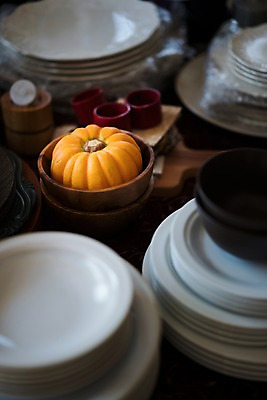 포토 JPG 접시 호박 실내 사람없음 쌓기 늙은호박 국내포토 식기 채소 모션 내부 파일형식