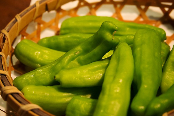 포토 JPG 채소 식재료 고추 사람없음 초록색 바구니 국내포토 컬러 파일형식