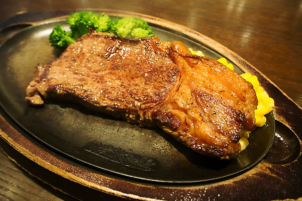 포토 JPG 음식 식탁 육류 스테이크 사람없음 철판 일본음식 국내포토 식재료 탁자 서양음식 파일형식