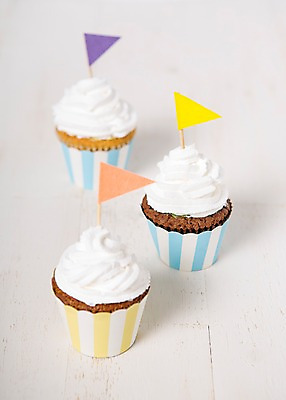 포토 JPG 스튜디오촬영 기념일 백그라운드 화이트데이 디저트 발렌타인데이 사람없음 아웃포커스 깃발 생크림 머핀 파스텔톤 국내포토 음식 빵 컬러 데이이벤트 촬영기법 실내 이벤트 크림 파일형식